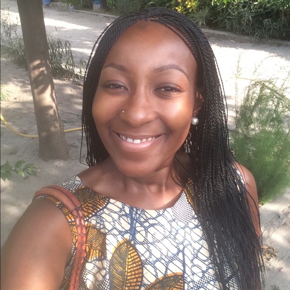 Meet your Posher, Nenelwa